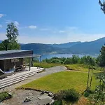 Self-built With Views Over Vakantiehuis Leirvik (Sogn og Fjordane)